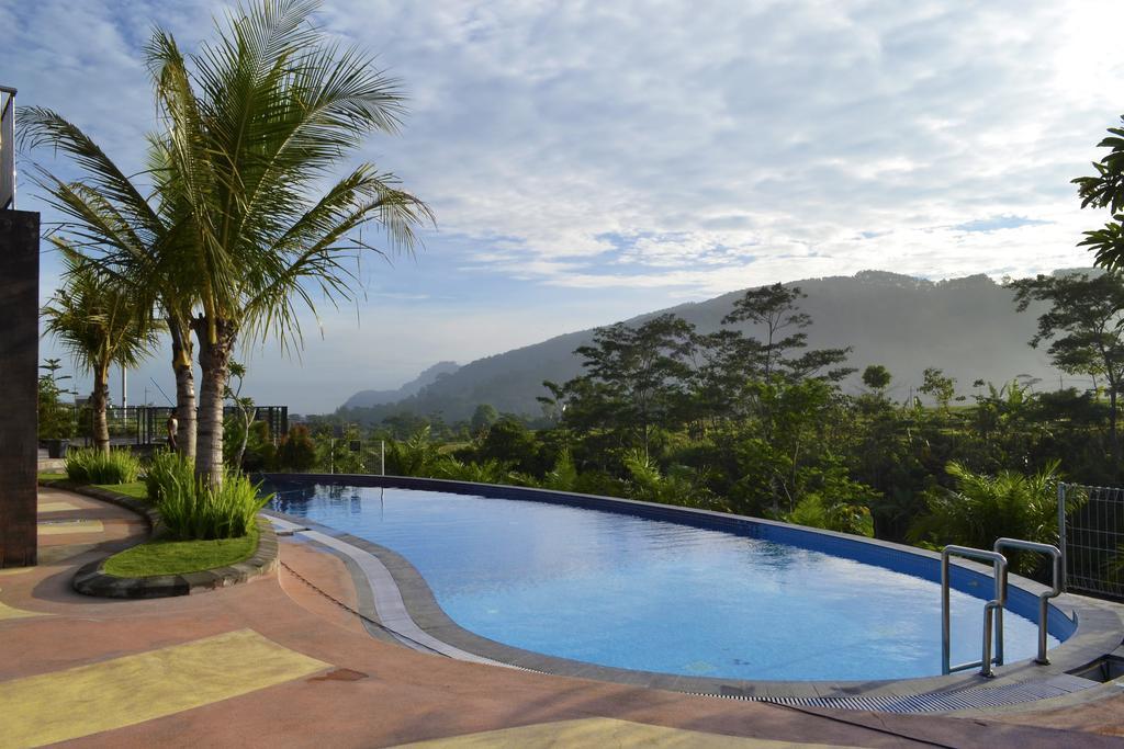 Bess Resort & Waterpark Hotel And Convention Маланг Экстерьер фото